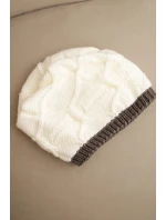 Dámska zimná vlnená čiapka s pleteným vzorom K443 ecru