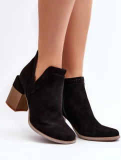 Boty na masivním podpatku s výstřihem černé model 21647731 - Boto
