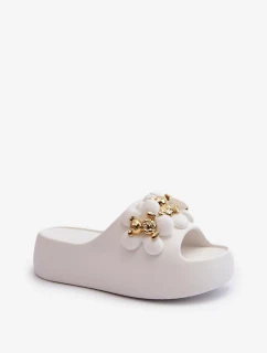 Dámske penové papuče s ozdobami na hrubej podrážke, biele Bremavia