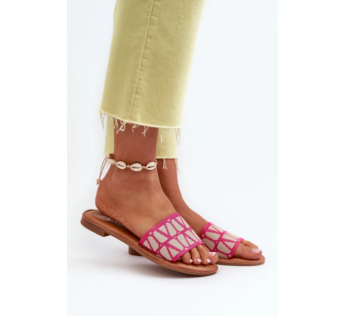 Dámské sandály na ploché podrážce od model 21657424 - Boto Dámské sandály na ploché podrážce od model 21657424 - Boto