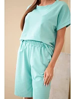 Dámský bavlněný komplet tričko s krátkým rukávem a kraťasy s gumou v pase model 22128689 - K-Fashion