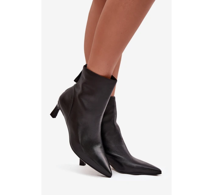 Botki Damskie Z Naturalnej Skóry Na Obcasie D&A CR52-661 Czarne Botki Damskie Z Naturalnej Skóry Na Obcasie D&A CR52-661 Czarne