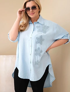 Dámská košile Plus Size z viskózy s květinovou výšivkou modrá