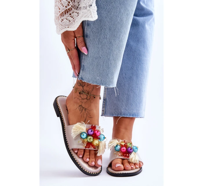 Klapki Z Ozdobnymi Koralikami S.Barski KV-2775-47 Nude