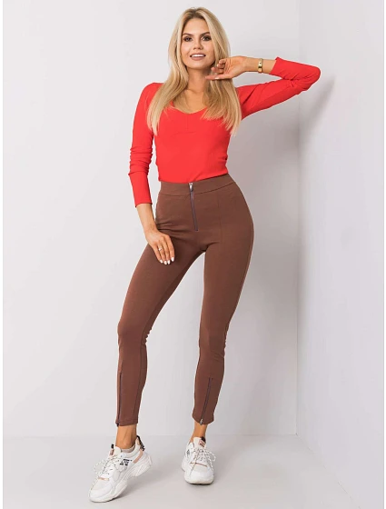 Kalhoty 269 SP model 14935529 tmavě hnědá - FPrice Kalhoty 269 SP model 14935529 tmavě hnědá - FPrice