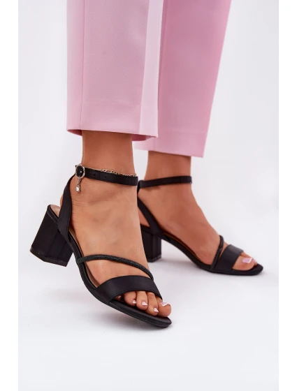 Sandały Damskie Na Słupku Z Cyrkoniami Vinceza 20268 Czarne