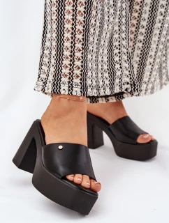 Dámské Pantofle Z Eko Kůže Na Podpatku A Platformě Černé model 21688921 - Boto
