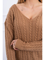 Pletený svetr s výstřihem do V velbloudí barvy