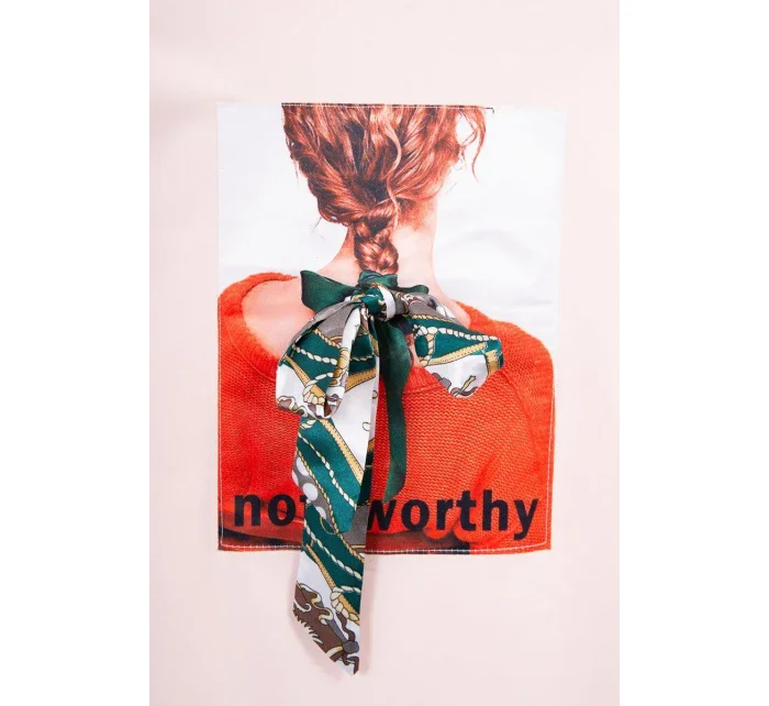 model 18744006 pudrově růžové šaty s 3D grafikou - K-Fashion model 18744006 pudrově růžové šaty s 3D grafikou - K-Fashion