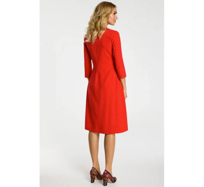 Šaty se předním dílem červené model 18001698 - Moe Šaty se předním dílem červené model 18001698 - Moe