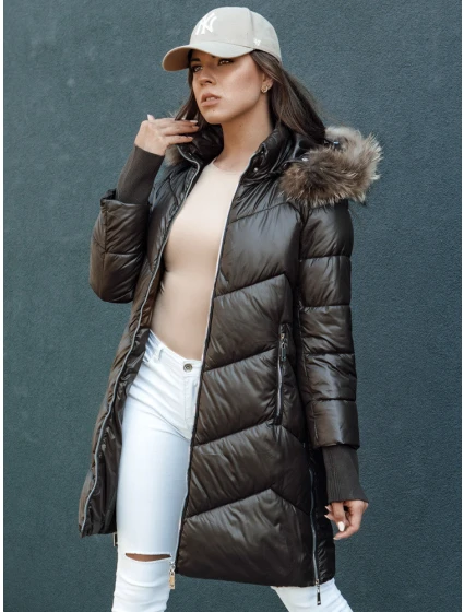 Dámská prošívaná zimní bunda z umělé kožešiny s kapucí hnědá Dstreet model 21979679 - FashionStreet
