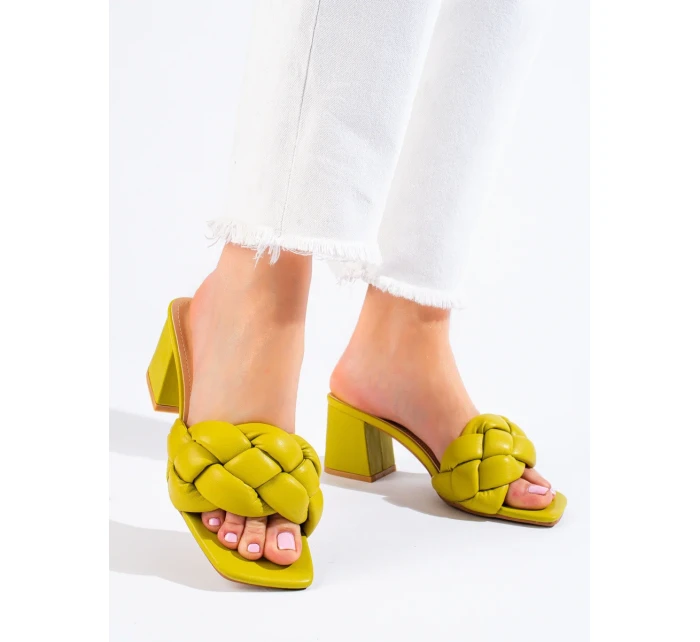 Pohodlné nazouváky zelené dámské na širokém podpatku Pohodlné nazouváky zelené dámské na širokém podpatku