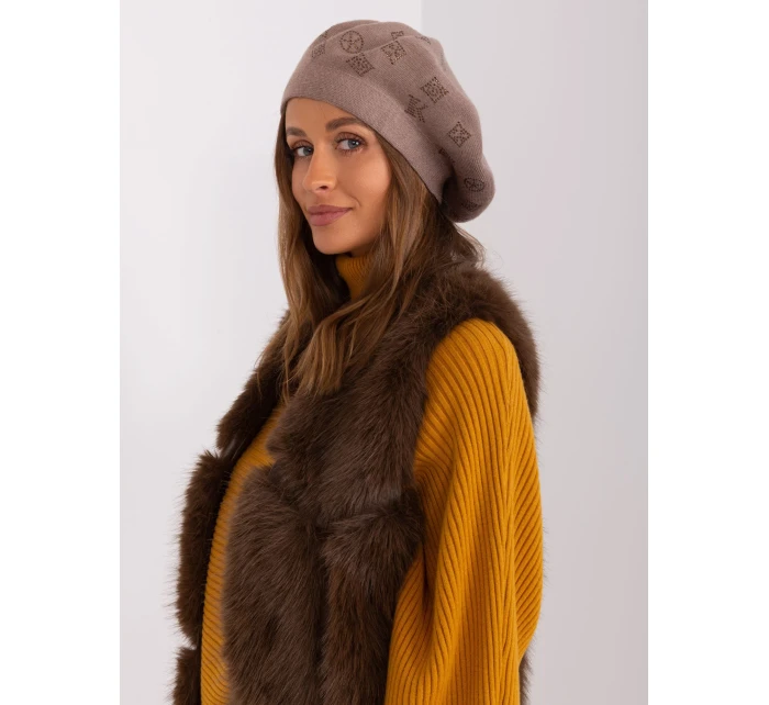 AT CZ 2318 cap.26 tmavo lila