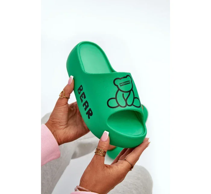 Dámske penové papuče na pevnej podrážke s medvedíkom, zelené Lamira