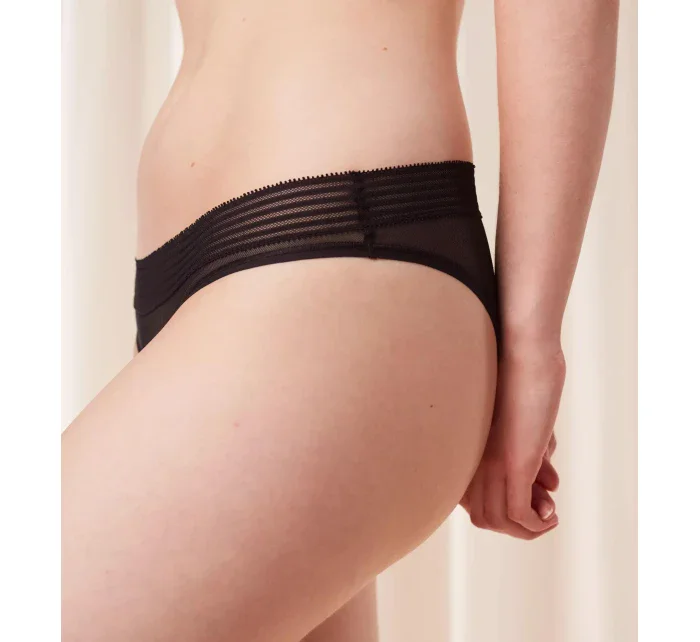 Zvodný priesvitný Tai s vysokými nohavicami - ČIERNY - TRIUMPH ČIERNY - TRIUMPH Zvodný priesvitný Tai s vysokými nohavicami - ČIERNY - TRIUMPH ČIERNY - TRIUMPH