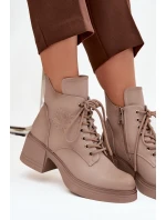 Dámske čižmy Vinceza - béžové, kožené, s blokovým podpätkom Dámske čižmy Vinceza - béžové, kožené, s blokovým podpätkom