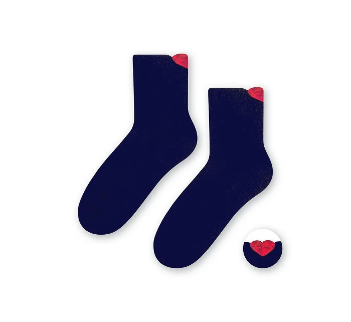 Dámské ponožky model 14559108 Srdce - Steven Dámské ponožky model 14559108 Srdce - Steven