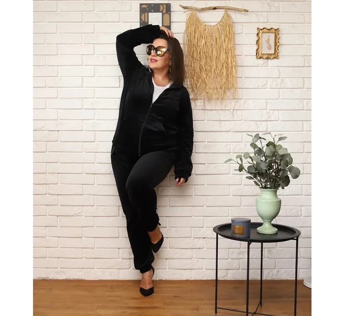 Čierna dámska tepláková súprava plus size s kapucňou na zips (8216)