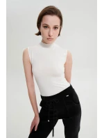 Sametové kalhoty s nízkým pasem model 20515799 - Vamp Sametové kalhoty s nízkým pasem model 20515799 - Vamp