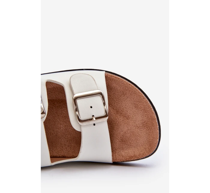 Dámské sandály s přezkami bílé model 21653013 - Boto