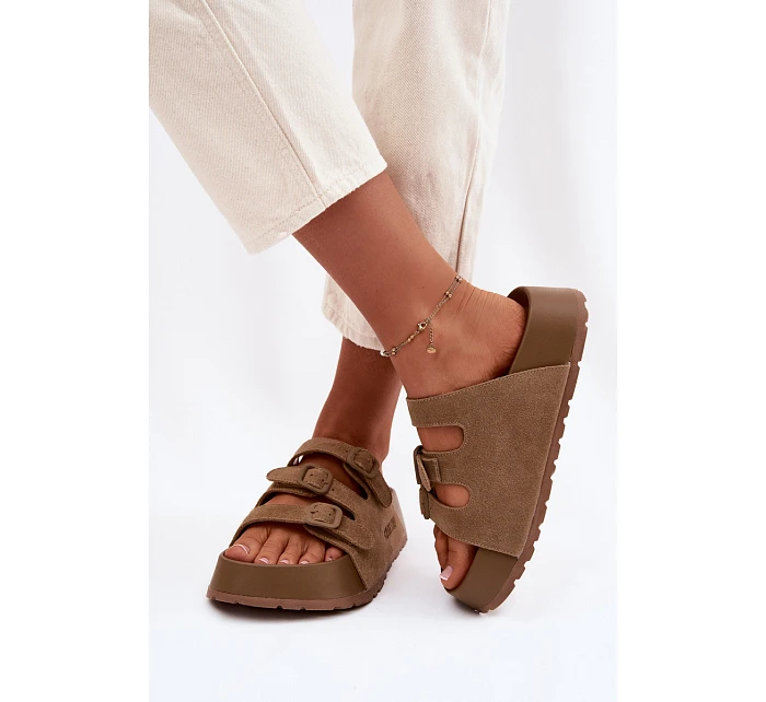 Dámské pantofle na masivní platformě s pásky Big Star TT274530 Camel