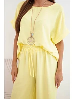 Dámska viskózna blúzka s krátkym rukávom a široké nohavice žltá
