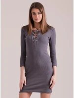 Šaty CZ SK model 14816628 tmavě šedá - FPrice Šaty CZ SK model 14816628 tmavě šedá - FPrice