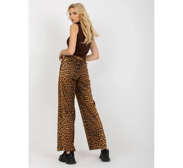 Kalhoty LK SP model 17714695 světle hnědá - FPrice Kalhoty LK SP model 17714695 světle hnědá - FPrice