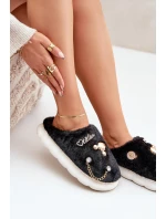 Futrzane Kapcie Z Przypinkami Czarne Ivelfedi Futrzane Kapcie Z Przypinkami Czarne Ivelfedi