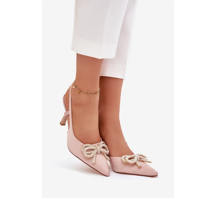 Lodičky s mašlí a patou Béžové model 21787011 - Boto Lodičky s mašlí a patou Béžové model 21787011 - Boto