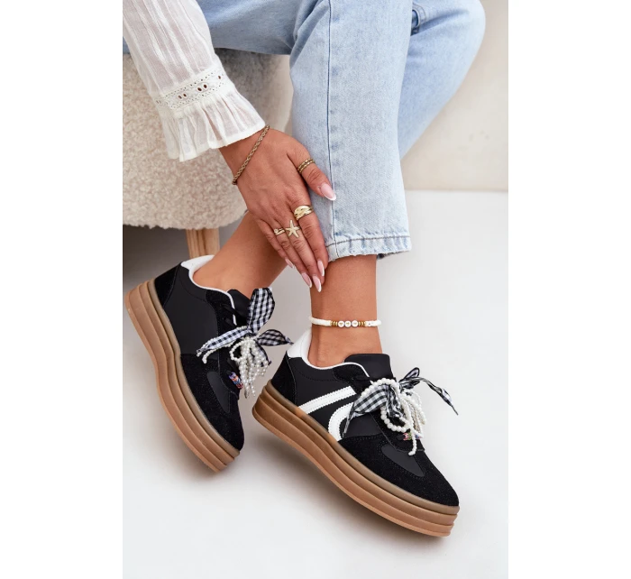 Sneakersy Damskie Na Platformie Z Ozdobami Czarne Vinness