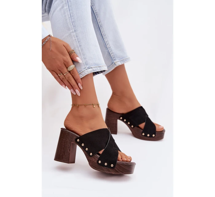 Dámské sandály na podpatku se zlatými přezkami Černé Nerelle