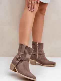 Topánky na podpätku model 203867 Krok vo veľkom štýle