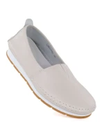 Dámská kožená nazouvací obuv béžová model 22015029 - S.Barski Dámská kožená nazouvací obuv béžová model 22015029 - S.Barski