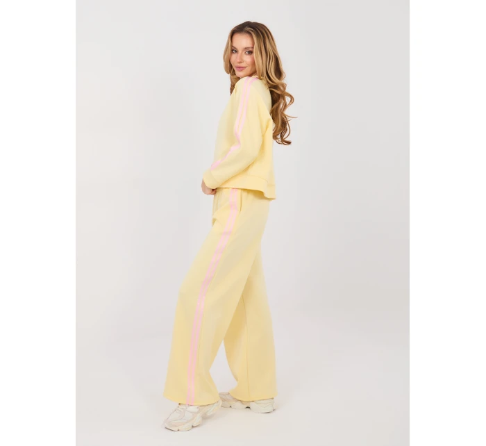 Súprava IT KMPL 21772.12 svetložltá