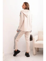 Dámska súprava s viskózou, lampasom a športovou bundou béžová Dámska súprava s viskózou, lampasom a športovou bundou béžová