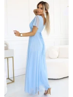 Dlouhé šaty s výstřihem a krátkými rukávy model 21061389 - numoco basic Dlouhé šaty s výstřihem a krátkými rukávy model 21061389 - numoco basic