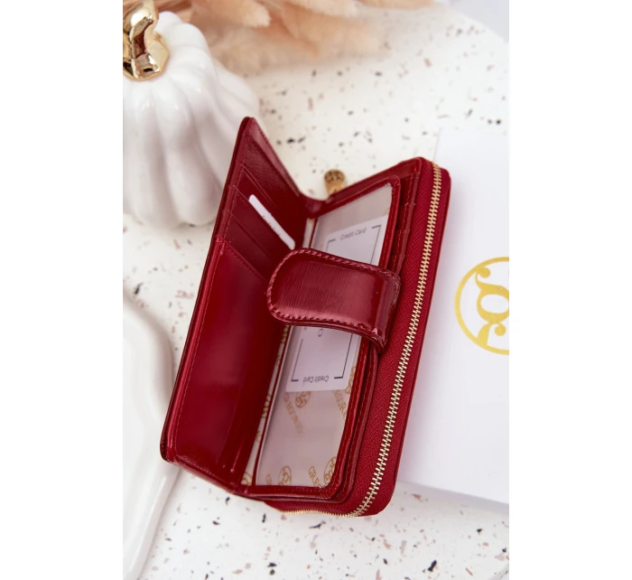 Lakovaná dámska kabelka so zlatými detailmi Evlinne - červená