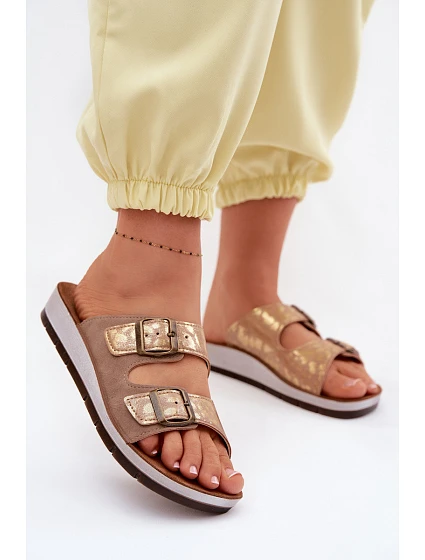 Dámské pantofle Béžové s přezkami model 22094896 - Inblu