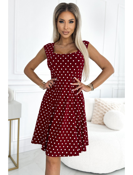 Bavlněné dámské puntíkované šaty ve vínové bordó barvě s výstřihem model 20122771 - numoco
