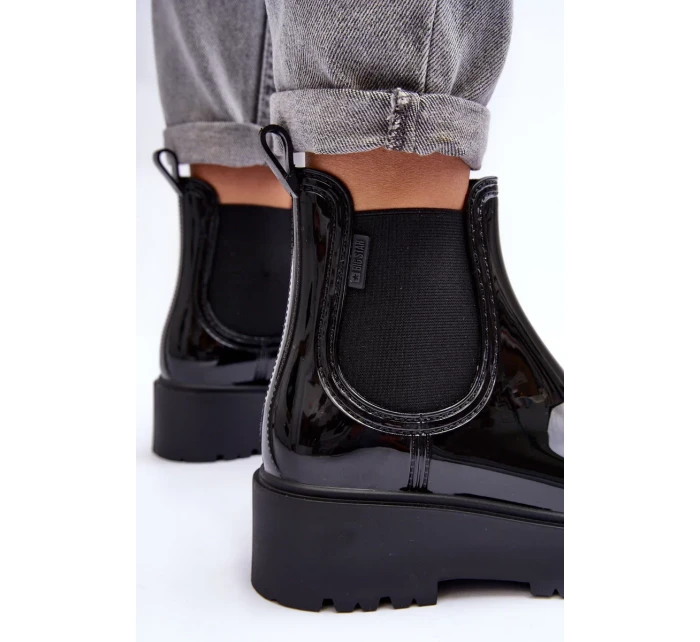 Lakované kozačky na platformě Big Star Černá