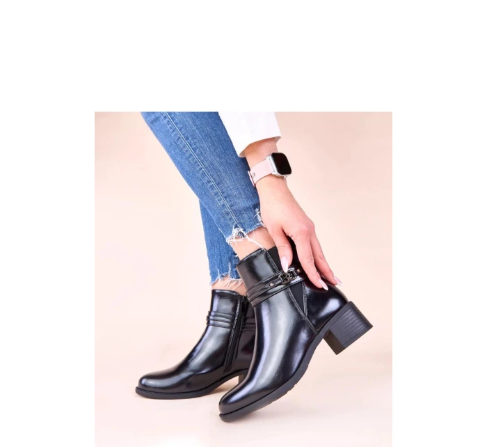 Topánky na podpätku model 222370 Solea