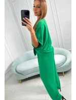Souprava halenky a kalhot zelená Souprava halenky a kalhot zelená