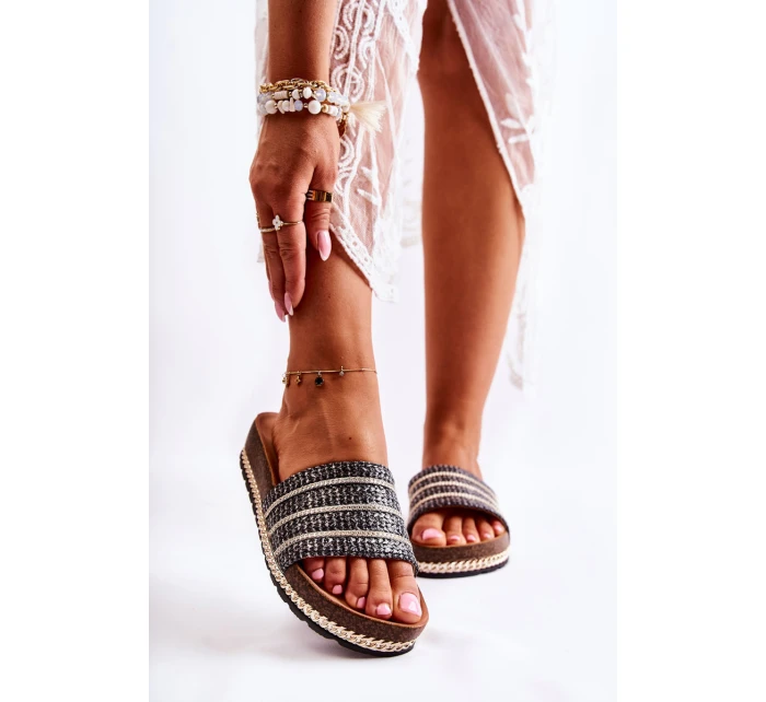 Dámské klasické pantofle s řetízkem Černá model 21588507 - S.Barski