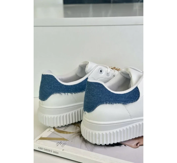 Nízke tenisky z ekokože s odznakmi bielej a modrej farby Cillione Nízke tenisky z ekokože s odznakmi bielej a modrej farby Cillione