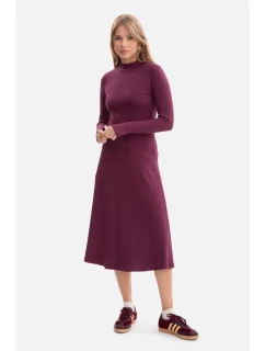 B299 Rebrované midi šaty s asymetrickým pásom - slivka