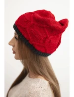 Dámská zimní čepice z vlny s vzorem červená model 21782979 - K-Fashion Dámská zimní čepice z vlny s vzorem červená model 21782979 - K-Fashion