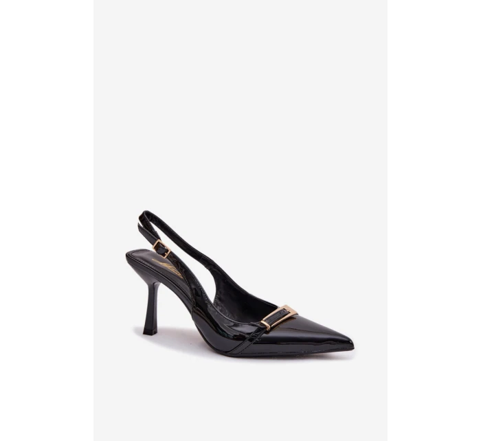 Sandále na podpätku model 224473 Krok vo veľkom štýle Sandále na podpätku model 224473 Krok vo veľkom štýle