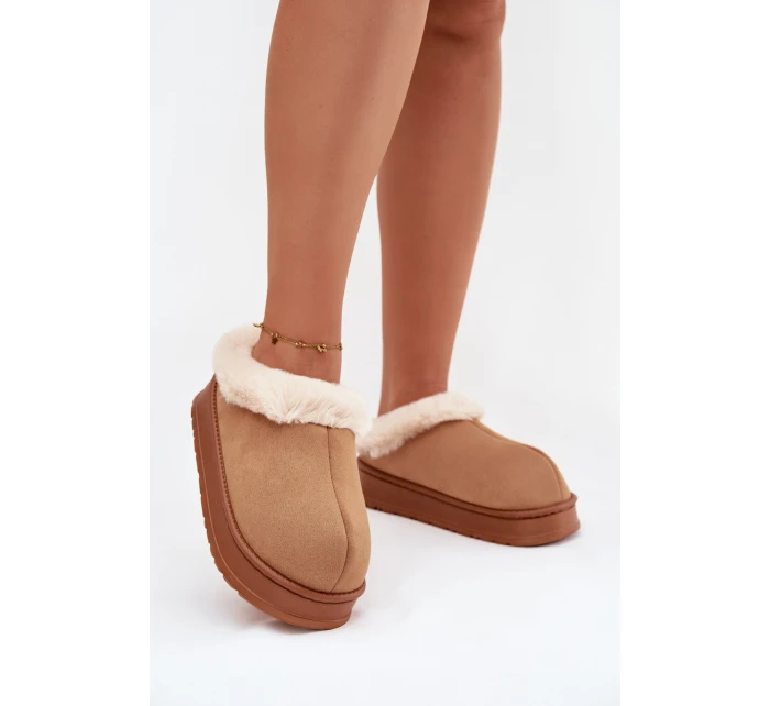 Dámské pantofle s kožíškem Camel model 21772655 - Boto Dámské pantofle s kožíškem Camel model 21772655 - Boto