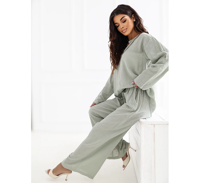 Bluzka IT BZ model 22084149 khaki - FPrice Bluzka IT BZ model 22084149 khaki - FPrice